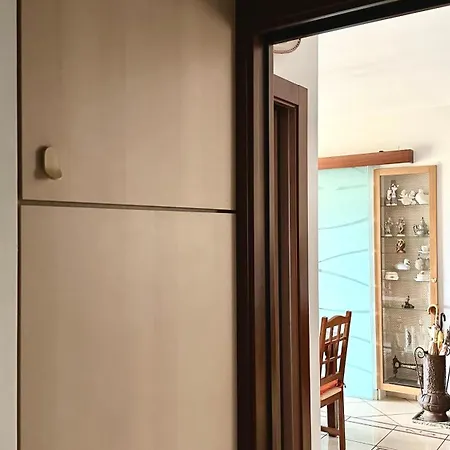 P037- Porto Recanati, Comodo Trilocale Con Aria Condizionata