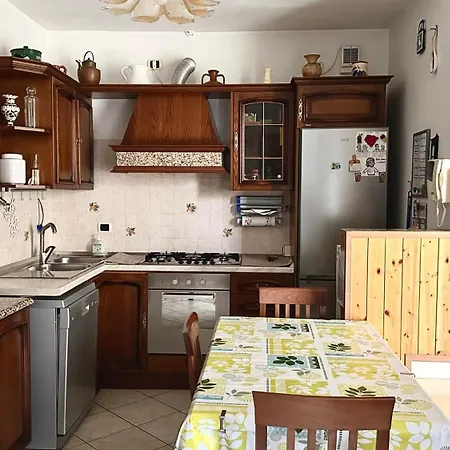 P037- Porto Recanati, Comodo Trilocale Con Aria Condizionata *